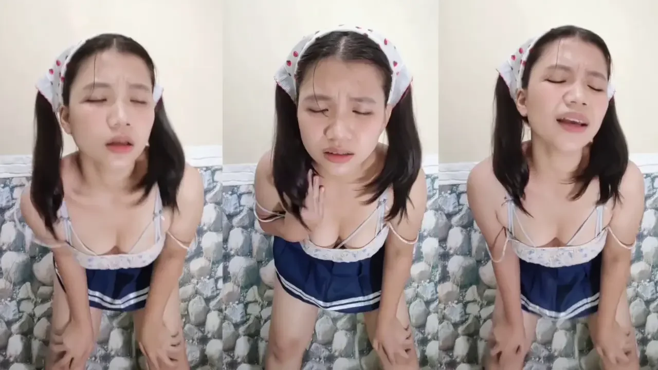 Seleb lagi meragain kalo diewe ayang dari belakang